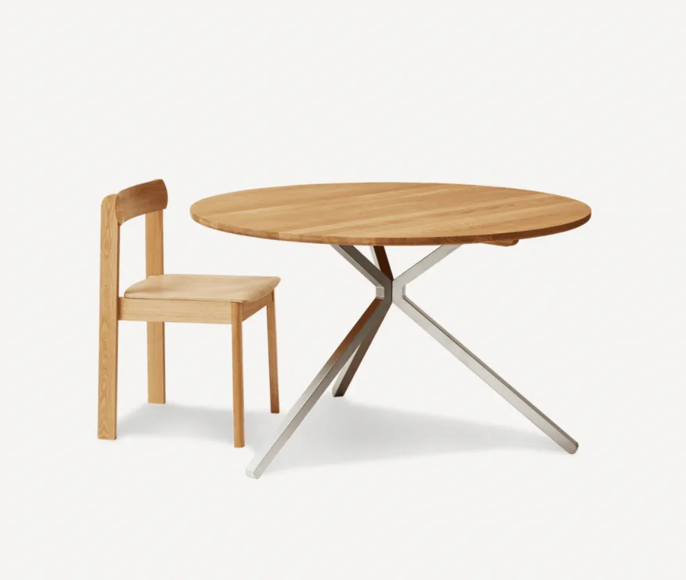 Frisbee Dining Table